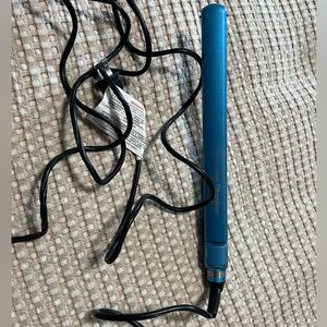 babyliss flat iron 1 “. used